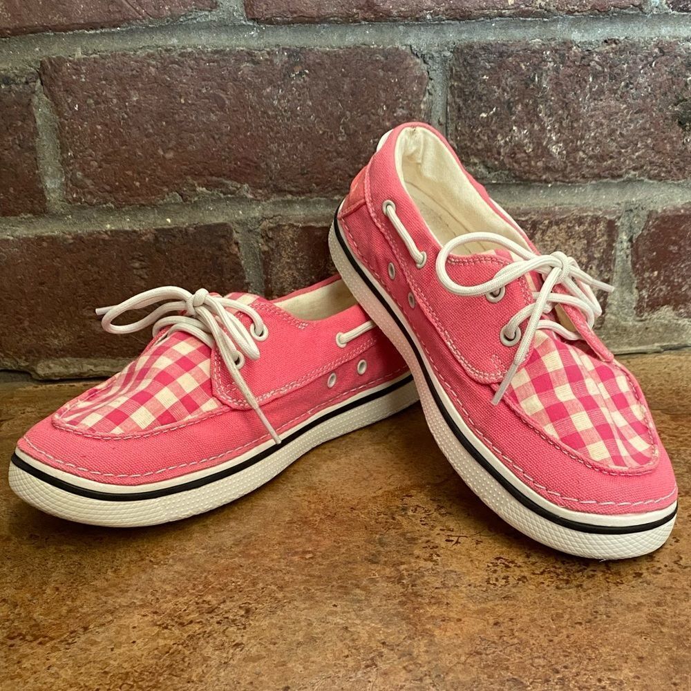 CROCS HOT PINK HOVER BOAT GINGHAM SLIP ON DECK SHOES.